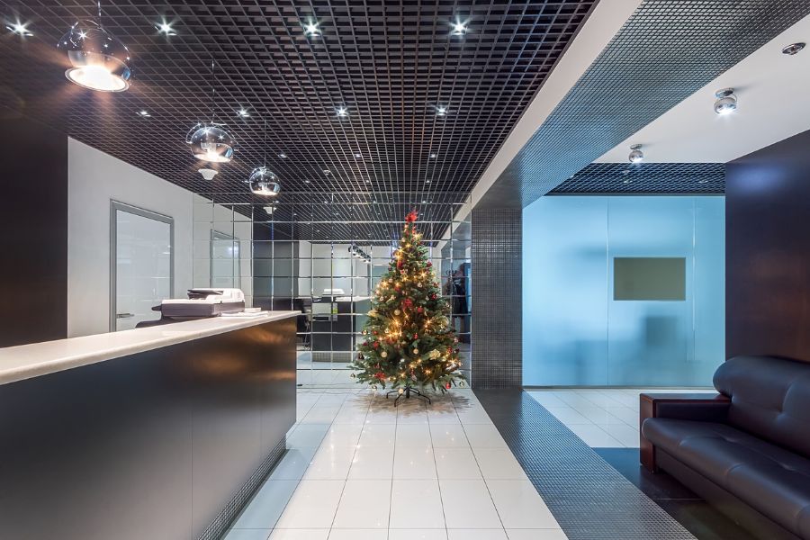 dekoracje-swiateczne-biuro